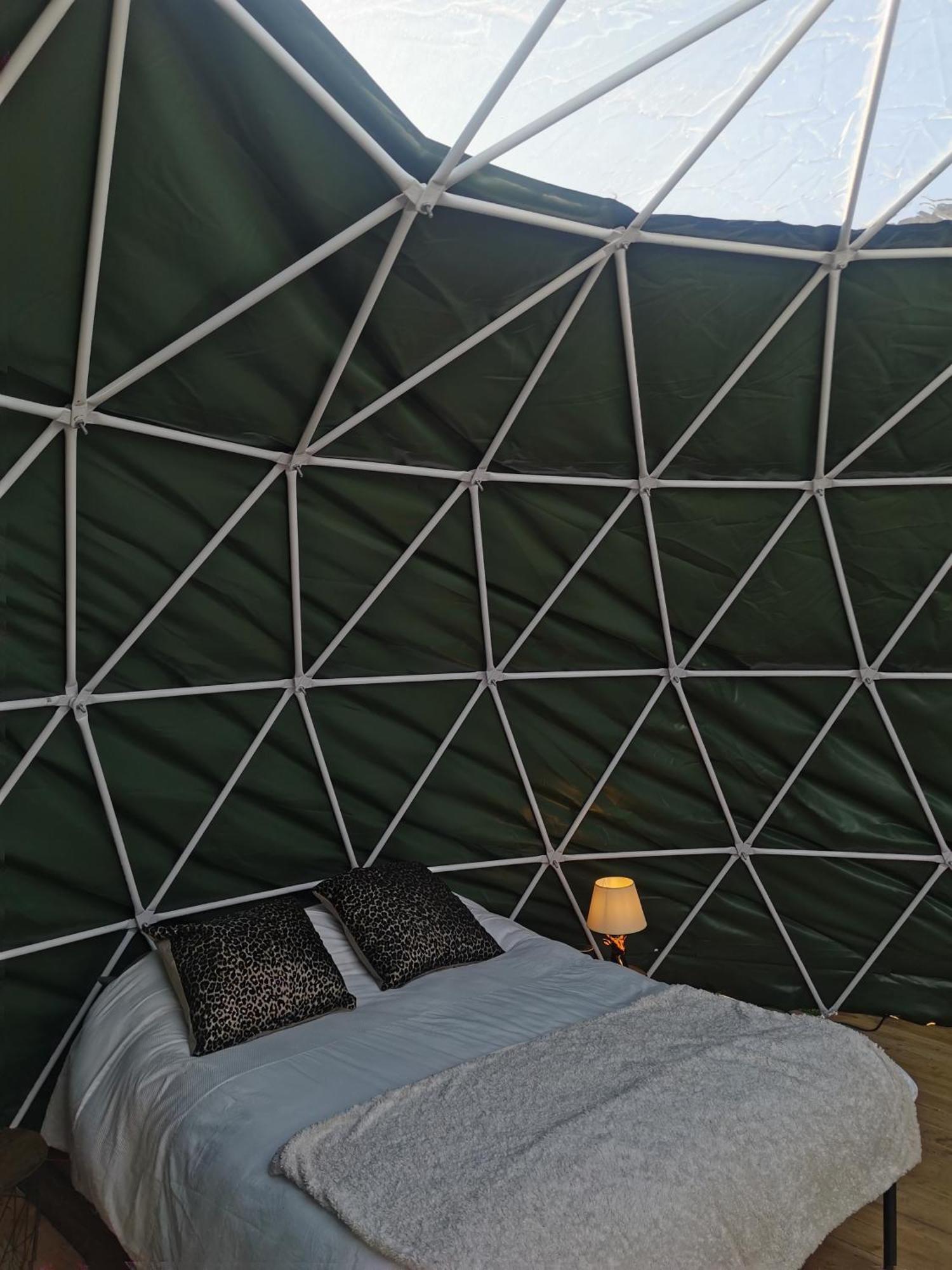 Lincoln Big Green Dome, Hot Tub, Projector, Firepit Washingborough Buitenkant foto